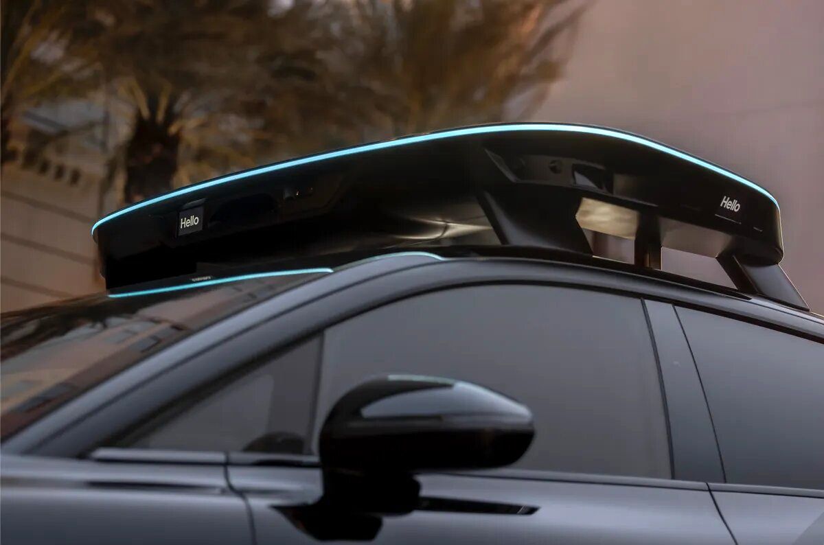 رونمایی از لوکس‌ترین تاکسی اینترنتی رباتیک + عکس