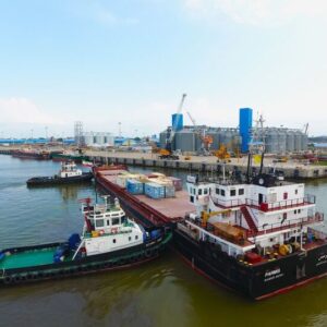 افتتاح و آغاز عملیات اجرایی ۵۶ طرح سرمایه‌گذاری در منطقه آزاد انزلی