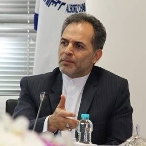 توسعه زیرساخت‌ها زمینه‌ساز حضور صنعت مبلمان استان در بازارهای جهانی است