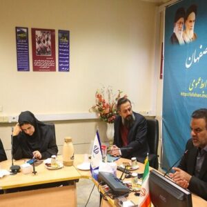 رصد دقیق بنگاه‌های اقتصادی و حمایت از کارگران در اصفهان| هیچ پرونده‌ای بلاتکلیف نماند