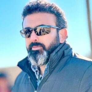 فرهنگ و معماری سیاه‌چادر بختیاری را با دقت در «آن دو» بازسازی کردیم/ ادای دینی به غیرت بختیاری‌ها و شهدای گمنام دفاع مقدس/ بختیاری‌ها همیشه حافظ مرزهای ایران بوده‌اند