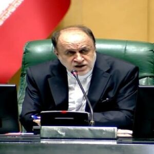 مخالفت مجلس با نحوه واگذاری ایران خودرو / چرا واگذاری ایران خودرو به کروز شفاف نیست؟