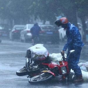 هشدار درخصوص تردد موتورسیکلت ها در روزهای بارانی هشدار درخصوص تردد موتورسیکلت ها در روزهای بارانی