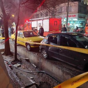 وقوع انفجار و آتش سوزی در خیابان پیروزی/ علت چه بود؟