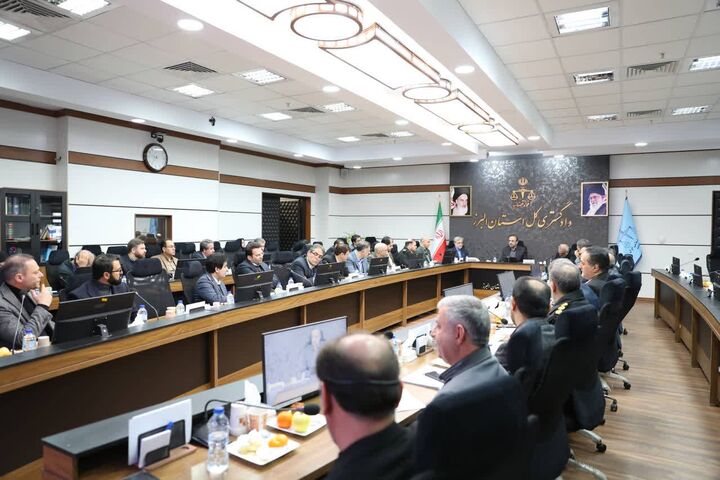 پیگیری مشکلات زیست محیطی بزرگترین شهرک صنعتی ایران در البرز پیگیری مشکلات زیست محیطی بزرگترین شهرک صنعتی ایران در البرز