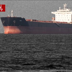 ارزش ۲۵ میلیارد دلاری کشتیهای توقفی در تنگه هرمز/ پیامهای دروغین چینی برای عبور کارساز شد؟ ارزش ۲۵ میلیارد دلاری کشتیهای توقفی در تنگه هرمز/ پیامهای دروغین چینی برای عبور کارساز شد؟