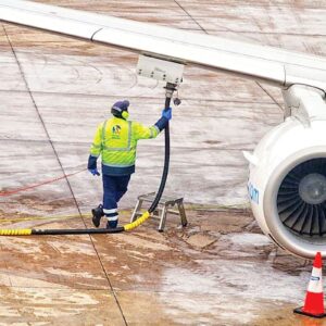 افزایش قیمت سوخت جت و تعطیلی ایرلاین های ضعیف/ بهای بلیت میان قاره ای ۲ برابر شد