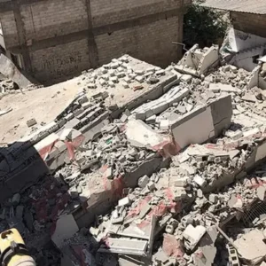 جزئیات ریزش یک ساختمان ۲ طبقه در کوی علوی اهواز