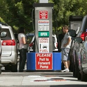 رشد قیمت سوخت در آمریکا/ بنزین ۲۳ درصد گران شد