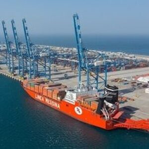 اختلال در انتقال منابع ارزی ایران از دوبی / ایران به دنبال جایگزین مناسب برای امارات است؟