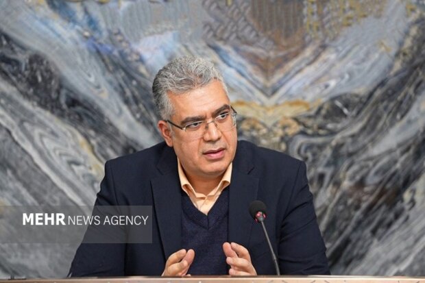 تمرکز بر تقویت مسیرهای ریلی، جاده‌ای و بنادر شمالی