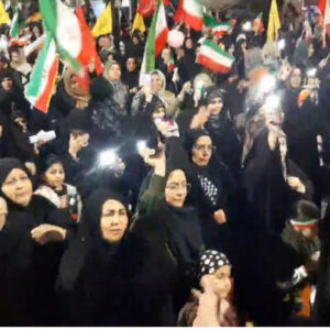 حماسه‌ای دیگر در کلاله؛ تداوم حضور مردم در تجمعات شبانه