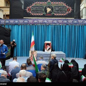 در سوگ «پدر»؛ میثاق کارگران با رهبر شهید در خیابان کشوردوست