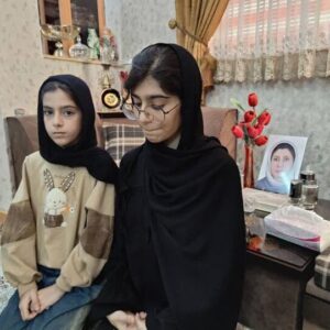 «راحیل» و «رخشان» و یک آغوشِ ناتمام؛ بغض این دخترها «ته» ندارد!