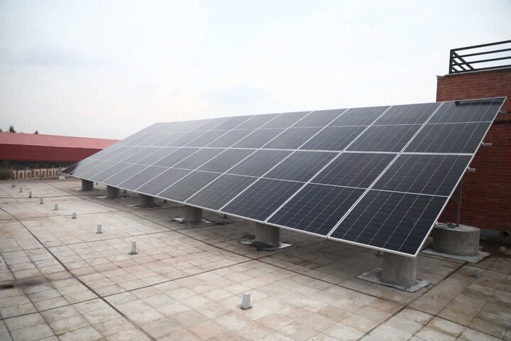 رمضانی:نیروگاه های خورشیدی در ۱۱ سازمان خراسان شمالی راه اندازی شد