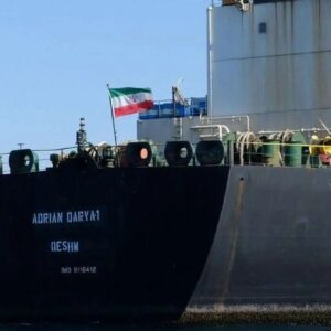 سرنوشت عجیب ۴ میلیون بشکه نفت ایران / بلومبرگ گزارش کرد