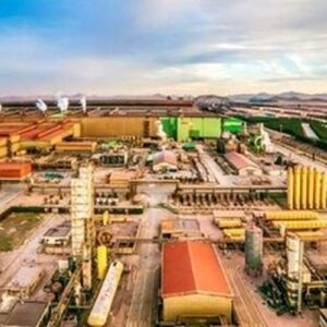 صنایع بزرگ برای بدنه اقتصادی کشور ضعف و شکنندگی ایجاد می‌کند