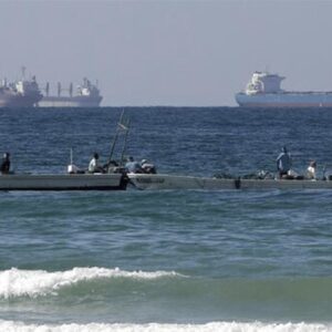 طرح سازمان ملل برای تنگه هرمز / برنامه تخلیه صد‌ها کشتی سرگردان در خلیج فارس