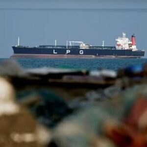 عبور دو کشتی حامل گاز مایع از تنگه هرمز/ این کشتی‌های متعلق به کدام کشور بودند؟