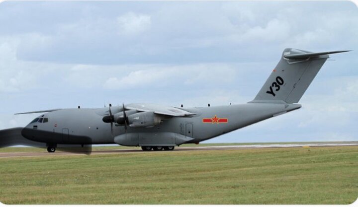 نمایش هواپیمای چینی تاکتیکی با ظرفیت حمل ۳۰ تن بار 