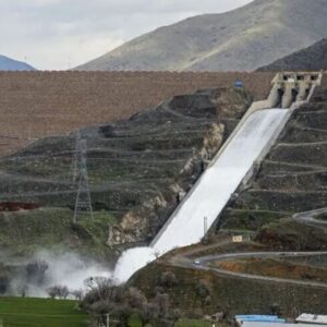 یکی دیگر از سدهای کشور سرریز شد