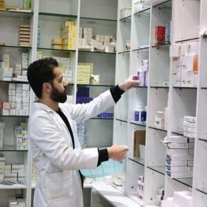 عاقبت بدعهدی بیمه‌ها؛ داروخانه ها به طلافروشی روی آورده‌اند!