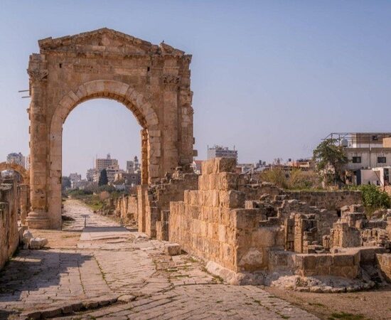 آسیب به محوطه جهانی صور لبنان در پی حملات اسرائیل/ میراث فینیقی در معرض تهدید