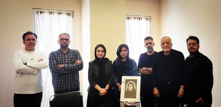 برگزاری نخستین جلسه هیات مدیره کانون نمایشگران خیابانی با ادای احترام به میترا رضائیان/ معرفی رئیس و دیگر مسئولان انجمن