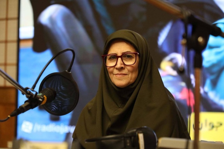 رادیو برای من عشق، هویت و نفس زندگی است رادیو برای من عشق، هویت و نفس زندگی است