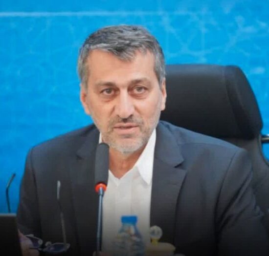آبادان نگین درخشان ایران است