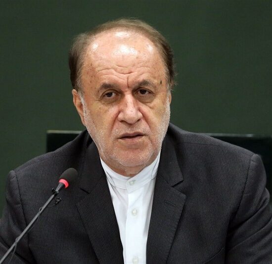 دولت نسبت به پرداخت طلب 65 درصدی گندم کاران اقدام کند