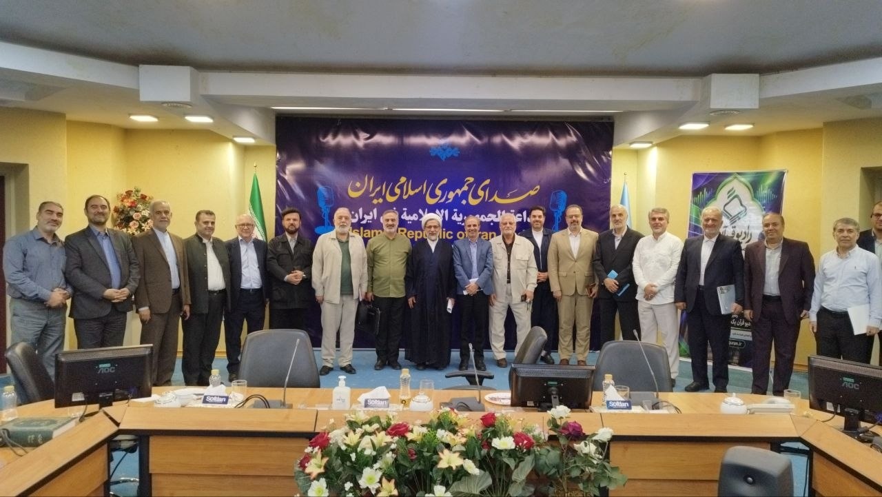 رادیو قرآن باید پیشران ترویج و تعلیم کلام وحی باشد رادیو قرآن باید پیشران ترویج و تعلیم کلام وحی باشد
