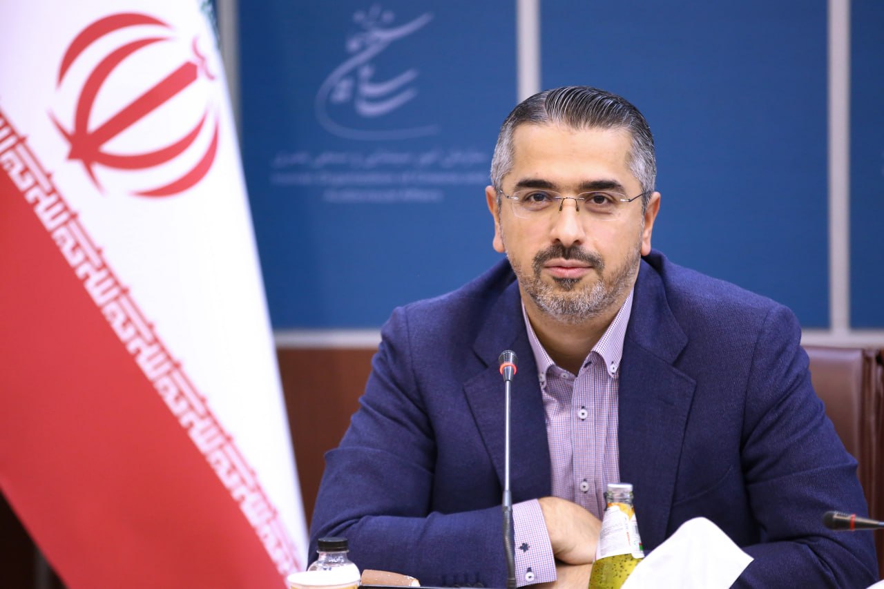 طهماسب، برومند، صدرعاملی و خامنه در شورای سیاستگذاری جشنواره کودک طهماسب، برومند، صدرعاملی و خامنه در شورای سیاستگذاری جشنواره کودک