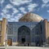 گنبد شیخ لطف‌الله پیش از بارش‌ها به مرحله نصب کاشی رسید